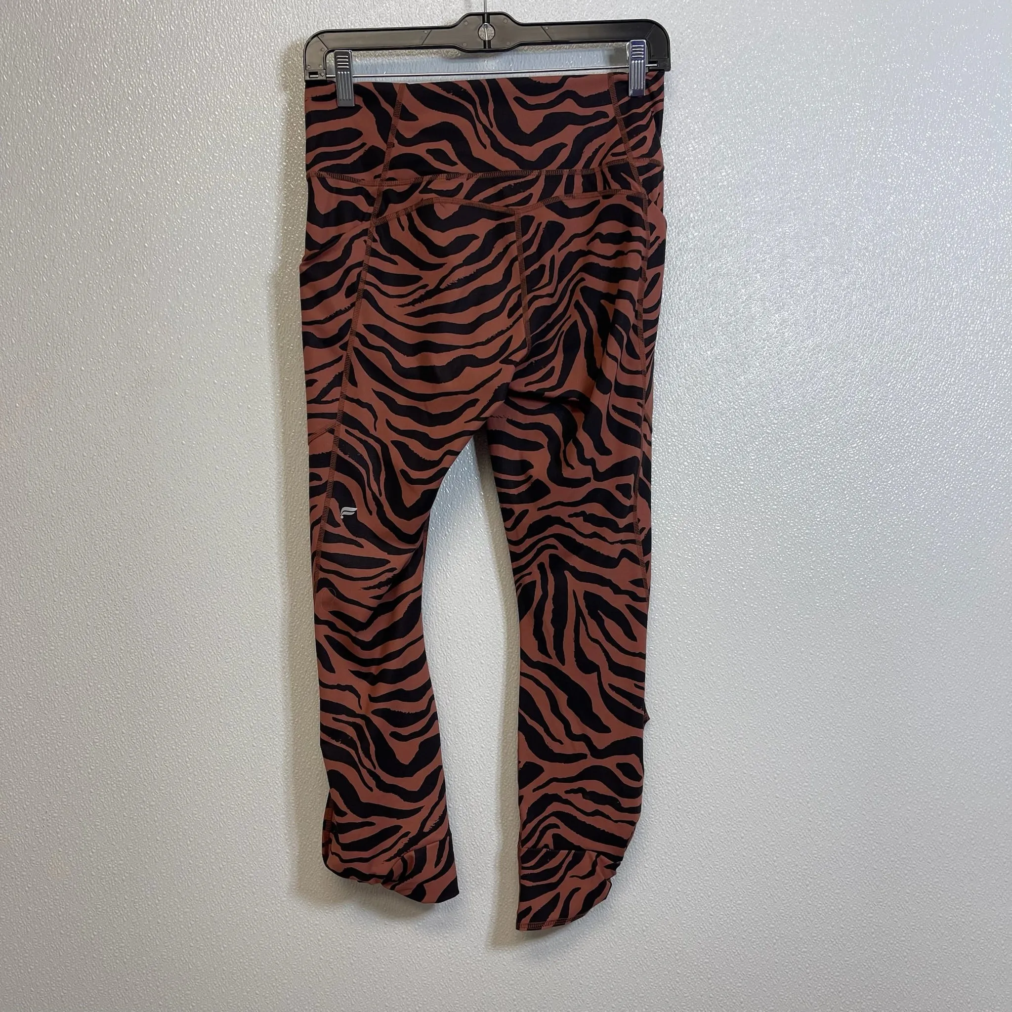 Athletic Leggings By Fabletics In Animal Print, Size: L