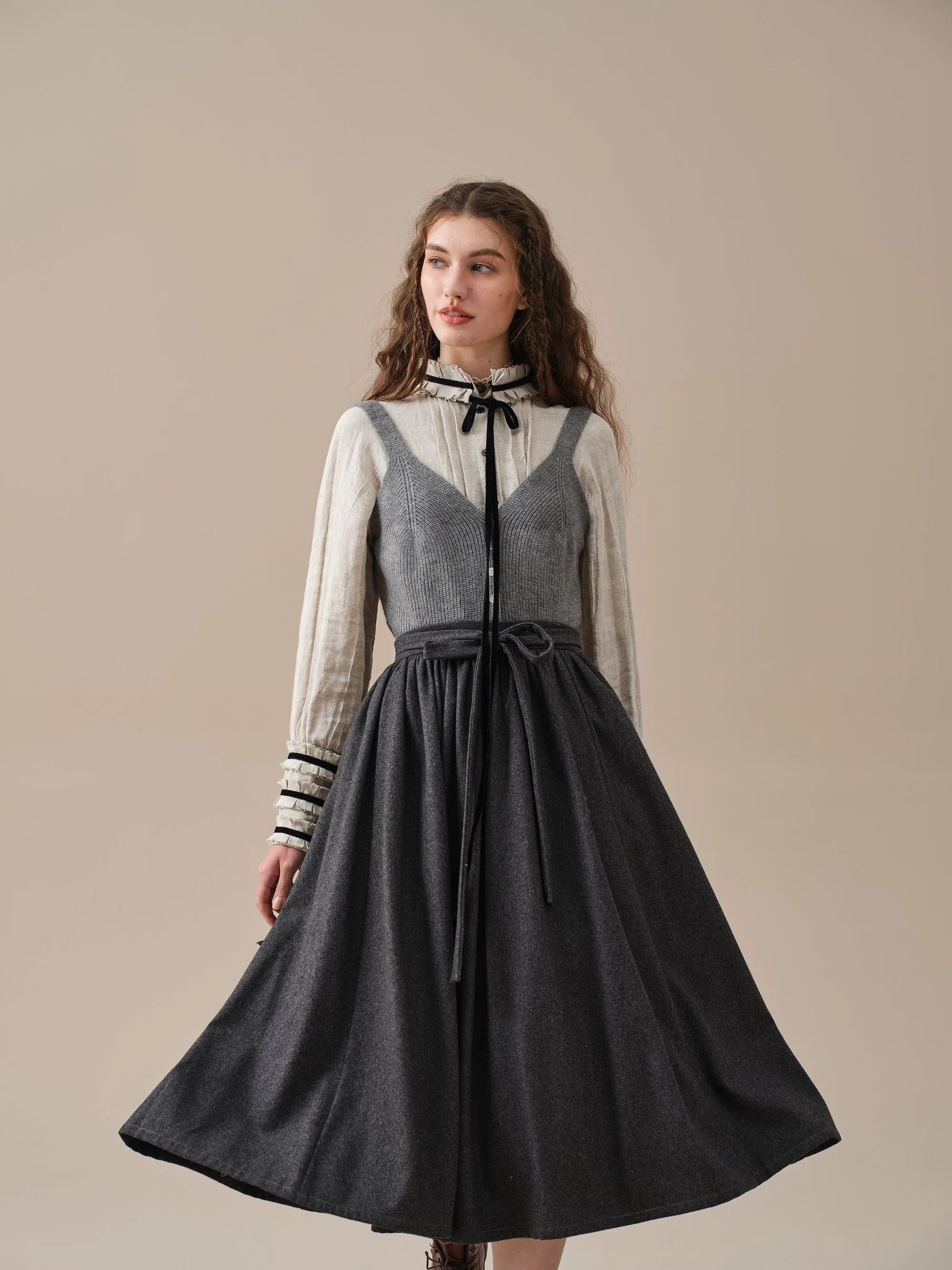 Beth 13 |tied wool skirt