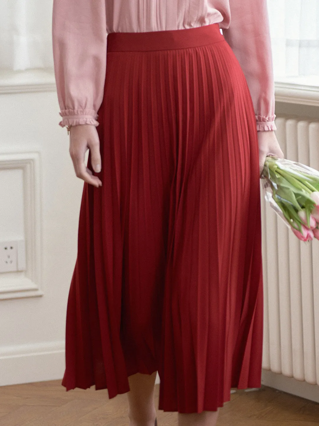 Daleyza Vintage Pleated Red Skirt