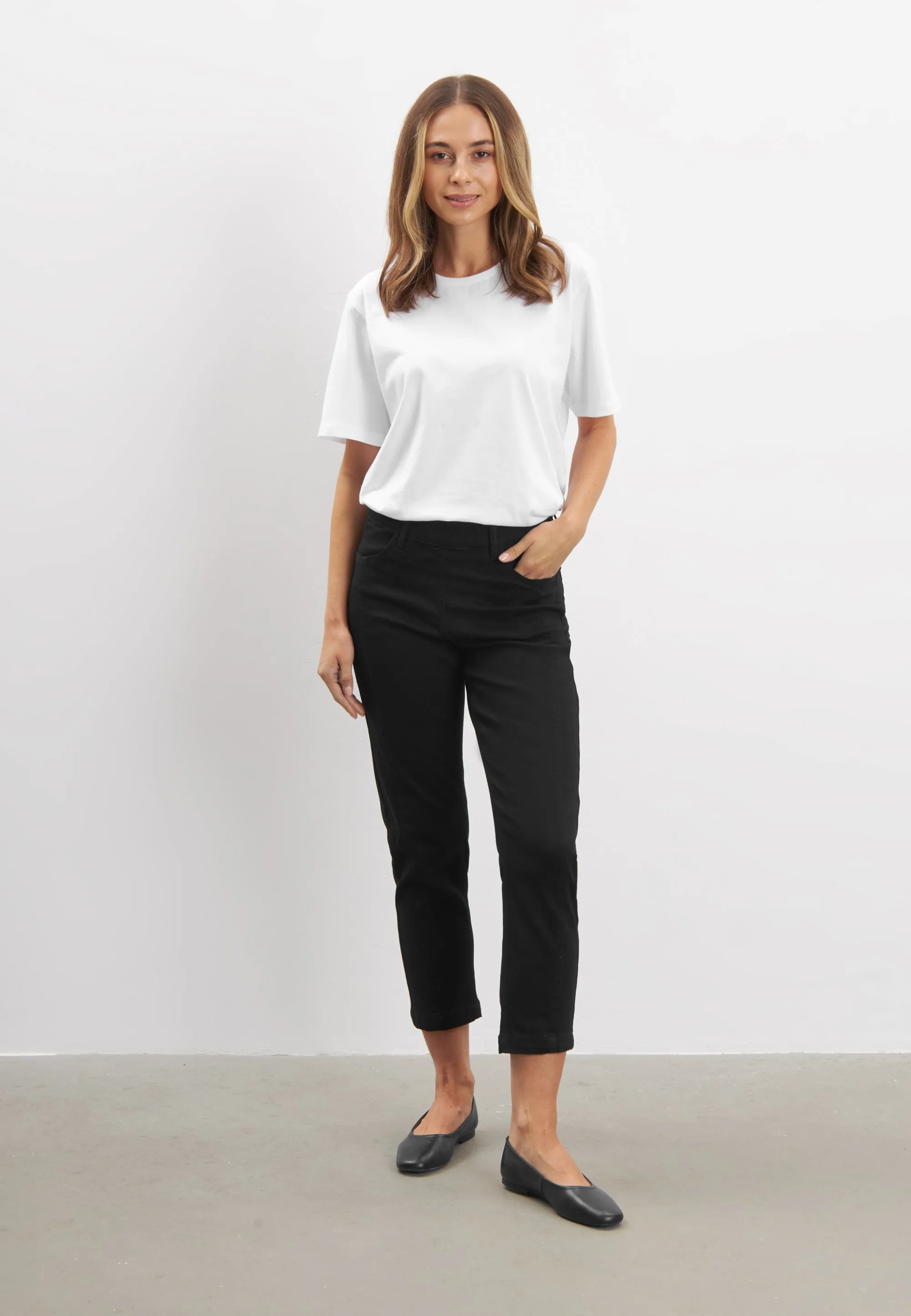 Piper Pure Regular Crop - Black Denim