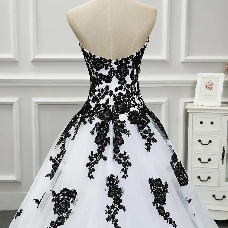 White Black Elegant White and Black Wedding Dresses Appliqued Sweetheart Bridal Gowns Tulle Custom Made